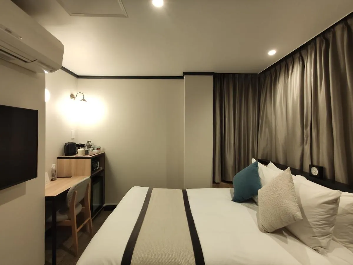 Yksi Sauna & Stay 東京都 0*,